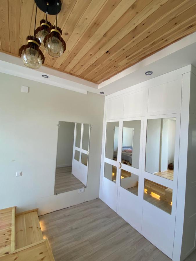 Bird'S Nest - Apartment In Downtown คาราโคล ภายนอก รูปภาพ